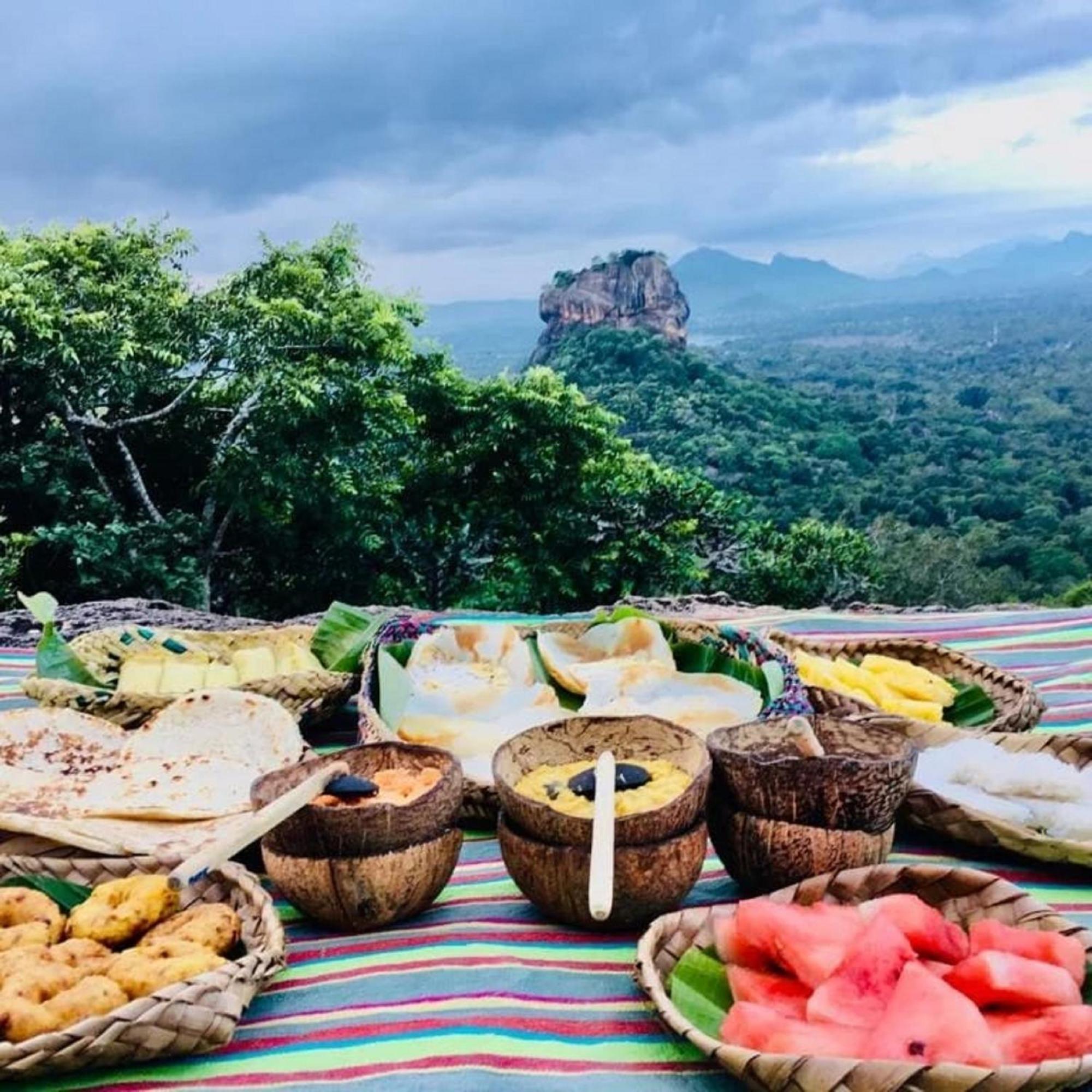 Sigiri Birds Hostel Sigiriya Eksteriør billede